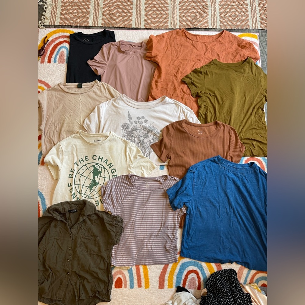 Small tshirt lot